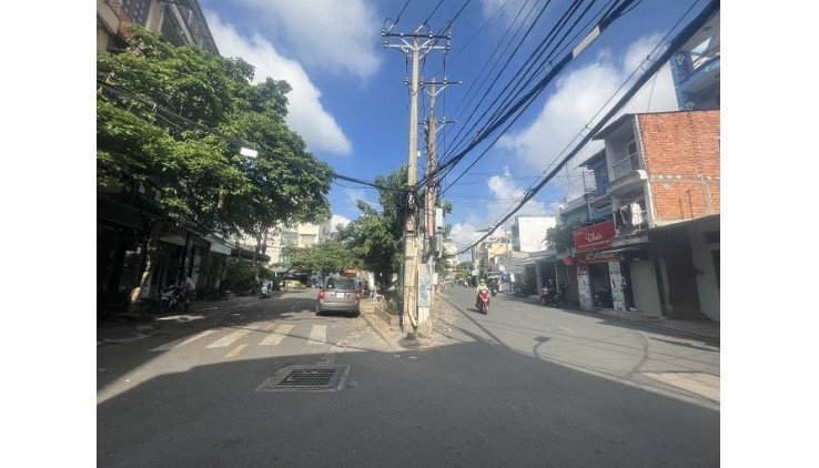 Bán nhà mặt tiền kinh doanh Lê Ngã, Phú Trung, Tân Phú, 30m2, 2 tầng, chỉ 3.7 tỷ.